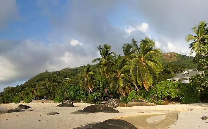 Beau Vallon (Mahe) Self Catering Holidays near Victoria Market