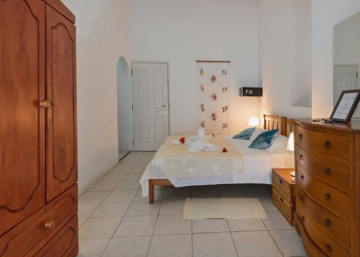 The Beach House Hotel Beau Vallon 
