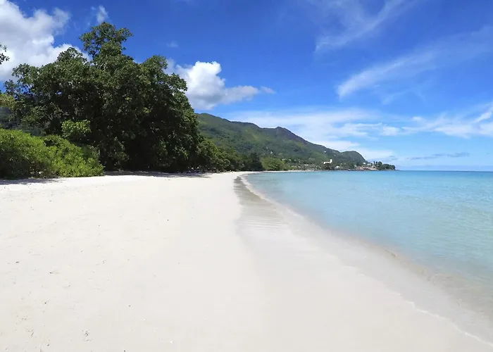 Villa Mimi Beachfront Beau Vallon