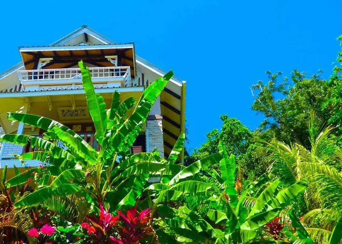 Mouggae Blues Villas Beau Vallon 